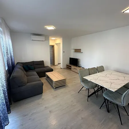 Apartment Apartman Danica