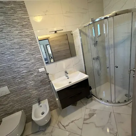 Apartman Danica *