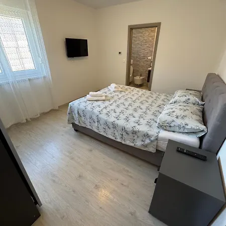Apartman Danica Apartment