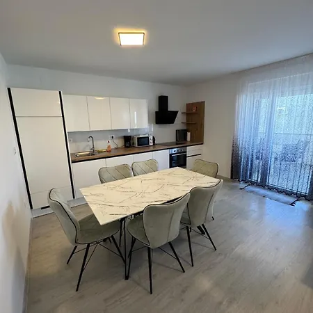 Apartman Danica Apartment