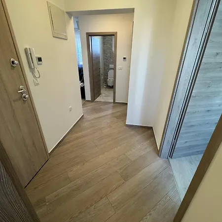 Apartment Apartman Danica *